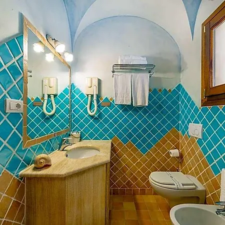 Moma Hotel 4*